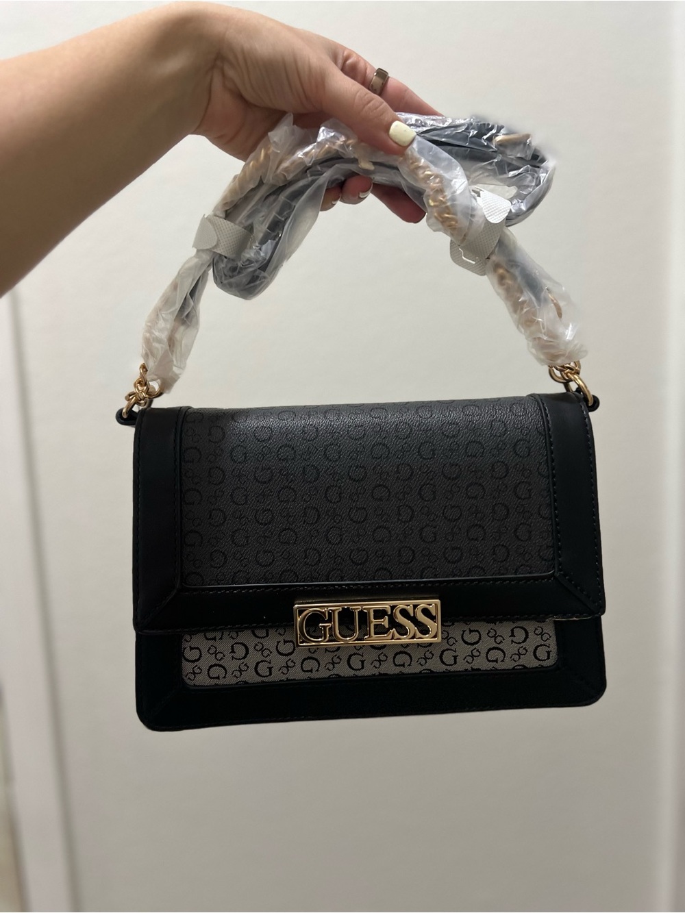 GUESS Black Logo-Print Chain Shoulder Bag with Gold Hardware